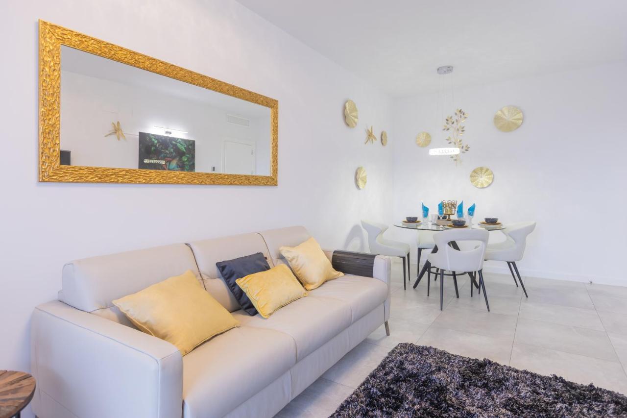 Marbella Luxury Brand New 2-Bedroom Apartment, 3 Min Walk To The Beach! Eksteriør bilde